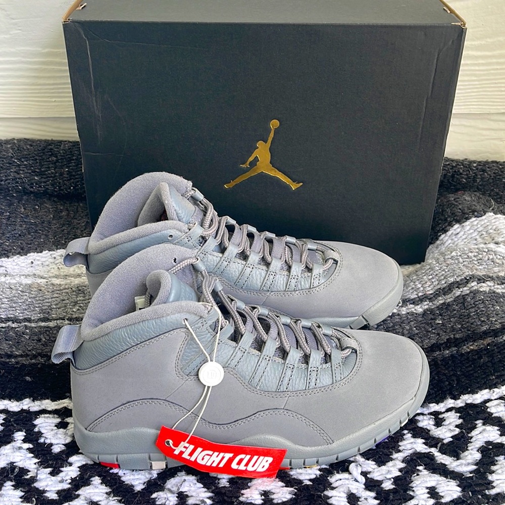Nike Air Jordan 10 Retro Cool Gray Mens Sneakers.